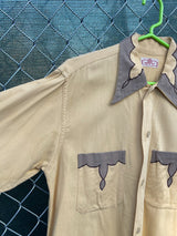 Men's vintage 1950's Brent label long sleeve button up shirt with dagger collar in a yellow collar and grey trim with a western style.