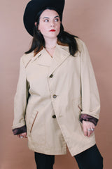 Men's vintage 1980's McGregor, Made in USA label size large tan canvas colored long sleeve medium length jacket with brown corduroy trim collar and buttons up the front.