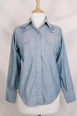 Women's vintage 1970's Sears JR Bazaar label long sleeve button up top in blue denim chambray.