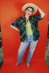 Women's or men's vintage 1970's Sportsman by Cal-Made California short sleeve printed button up shirt with collar.