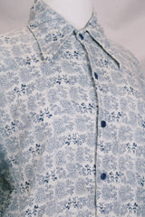 Men's or women's vintage 1970's Kennington California label long sleeve button up shirt in white with all over Disney print featuring Minnie and Mickey Mouse.