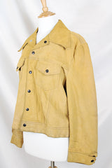 Men's or women's vintage tan colored long sleeve suede jacket by JCPenney. Popper buttons and contrast stitching and fully lined.