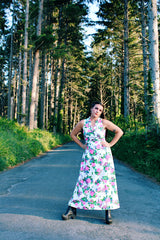 Sleeveless Floral Maxi Dress with Ruffle Collar