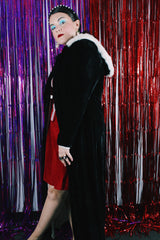 Women's vintage 1950's Consumer's Protection Label, BDW, Manufactured Under Fair Labor Standard label long sleeve long length black velvet hooded duster jacket.