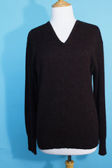 Men's or women's vintage 1950's Interlock Orlon label long sleeve lightweight pullover sweater with a V shaped neckline in a soft Acrylic material.