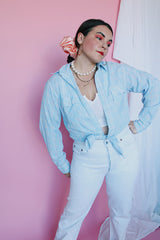 Men's or women's vintage 1970's Levi's, Regular Fit label long sleeve light blue plaid button up shirt with two chest pockets