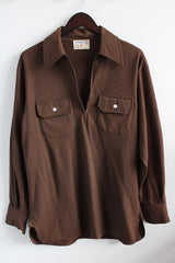 Women's or men's vintage 1960's The Spinnaker Shirt label long sleeve wool material lightweight sweater shirt with a collar and half zipper closure in the front.