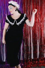 Women's vintage 1990's Jessica McClintock, Gunne Sax, Made in USA label short sleeve ankle length black velvet dress.