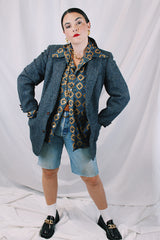 Men's vintage 1960's Nordstrom, Harris Tweed, Tailored in the USA label long sleeve button up blazer in a blue wool material. Fully lined and has brown leather buttons