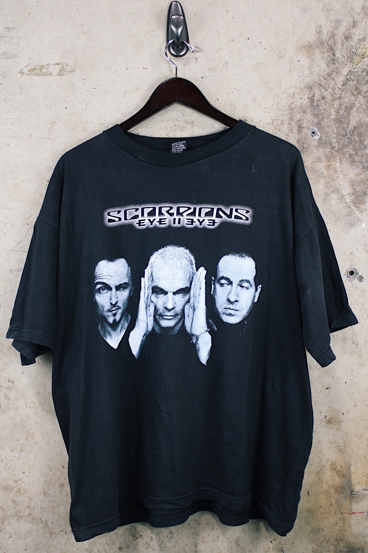 ヴィンテージ SCORPIONS バンT 1999 Scorpions Tour Tee | Live Forever Vintage