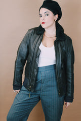 Men's vintage 1960's Jacket, Flyer's, Intermediate Type G-1 (from the Vietnam War) size medium chocolate brown zip up bomber leather jacket with faux fur trim collar.