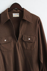 Women's or men's vintage 1960's The Spinnaker Shirt label long sleeve wool material lightweight sweater shirt with a collar and half zipper closure in the front.