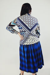 vintage long sleeve button up blouse with pointy collar brown blue and cream print back