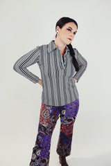 long sleeve pullover blouse with collar and half button closure black and white stripes women's vintage 1970's