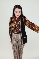 women's vintage black button up sweater vest ribbed wool with embroidered edges