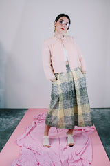 peach pink 3/4 arm length night jacket cropped with lace trim and two tie closures vintage 1960's