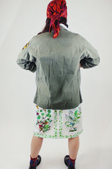 long sleeve green army jacket buttons up with two chest pockets vintage