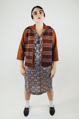 3/4 arm length brown printed open cardigan with small collar vintage 1970's
