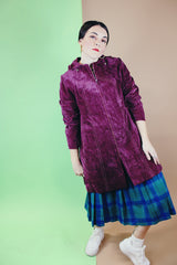 Women's vintage 1970's Outer Banks Collection by Jerold label long sleeve long length purple velvet zip up coat