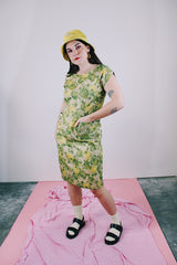 capped sleeves knee length green floral dress vintage 1960's