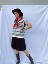 sleeveless sweater vest in white and black with houndstooth print and dog print vintage