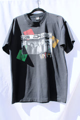 black short sleeve graphic t-shirt 1980's white heart band tee