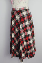 tartan plaid printed knee length wool skirt in red white and green vintage 1970's