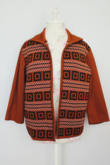 3/4 arm length brown printed open cardigan with small collar vintage 1970's