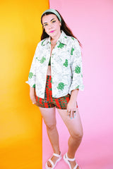 floral printed long sleeve button up blouse with collar in white and green floral print vintage 1970's women's