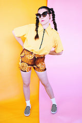 short sleeve yellow ribbed polyester half zip collared bowling shirt vintage 1970's