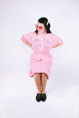 short sleeve baby pink button up blouse with white floral and mandarin collar cinched waist vintage 1970's