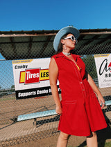 sleeveless red romper in cotton buttons up the front pointy collar vintage 1970's