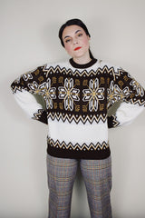 vintage 1980's Cascade label long sleeve white acrylic material pullover sweater with brown snowflake print and brown ribbed trim