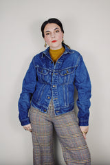 Women's vintage 1980's Lee, Made in USA label long sleeve medium wash cotton denim button up jean jacket