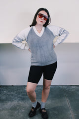 Women's vintage 1970's Snow Country long sleeve grey and white pullover sweater with V shaped neckline and nubby texture acrylic material.