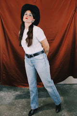 light wash 501 denim Levi's jeans five button closure