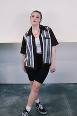Women's or men's vintage 1970's Da Vinci California label short sleeve button up shirt in brown and white polyester material with striped pattern on the front. Dagger collar.