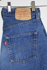 medium wash 501 levi's 30 width x 32 length