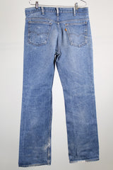 medium wash 205 levi's 36 width x 32 length orange tab zipper front closure