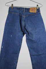 medium wash 501 levi's jeans 29 width x 36 length button closure