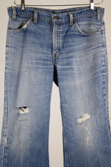 light wash flared levi's jeans SF 207 style 36 width x 31 length