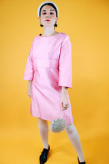3/4 arm length pink silk like dress knee length vintage 1960's shift