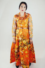 long sleeve button up blouse with collar in orange print vintage 1970's