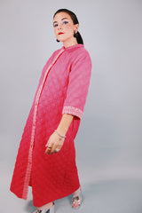 ankle length pink quilted duster robe 1960's vintage with white lace trim