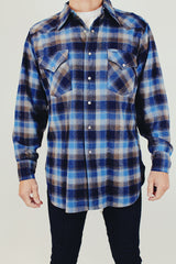 men's vintage long sleeve pendleton wool button up shirt in blue plaid with popper buttons