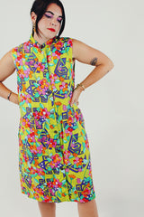 vintage floral printed shift dress closeup