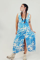 blue white Floral printed skirt and top set front