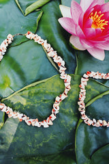 Vintage shell necklace and bracelet set