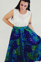 paisley vintage printed accordion pleated skirt front