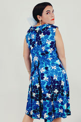 blue vintage Hawaiian dress back